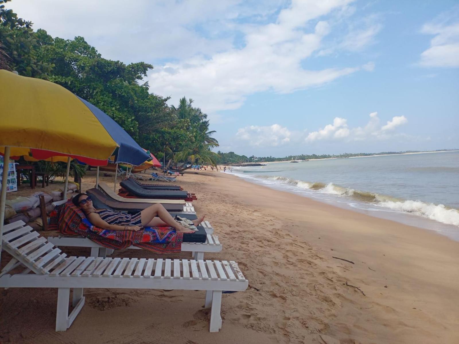 Lucky Sea Beach Hotel Тангалле Екстер'єр фото