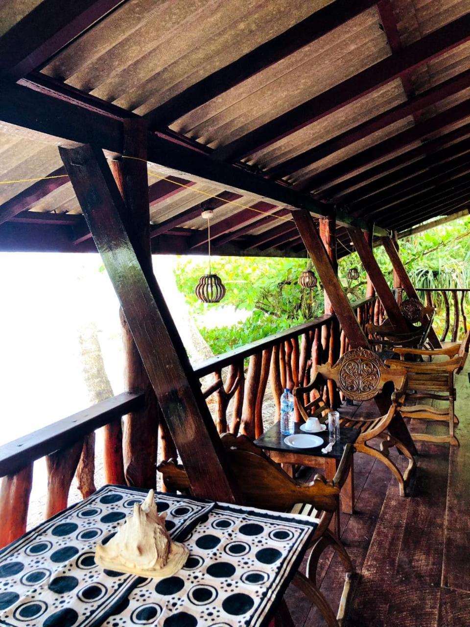 Lucky Sea Beach Hotel Тангалле Екстер'єр фото